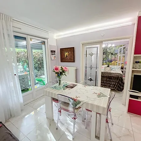 Cosy 1 Bedroom Republique 236 * Cannes
